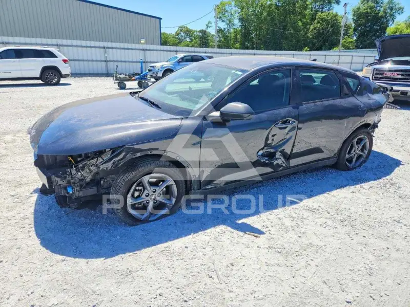 2025 KIA K4 фото
