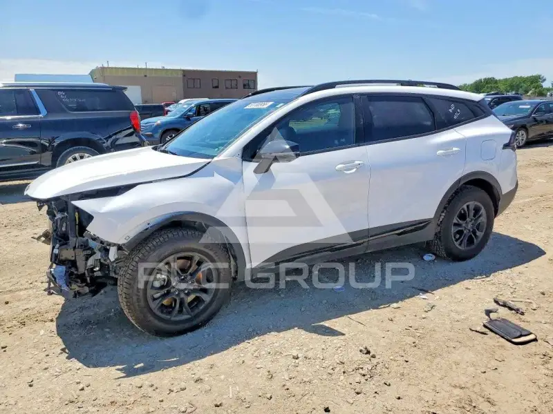2025 KIA K4 фото