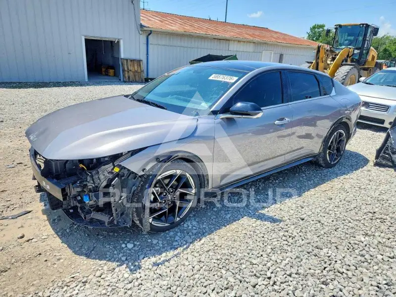 2025 KIA  photo