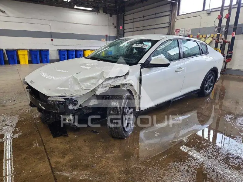 2025 KIA K4 фото
