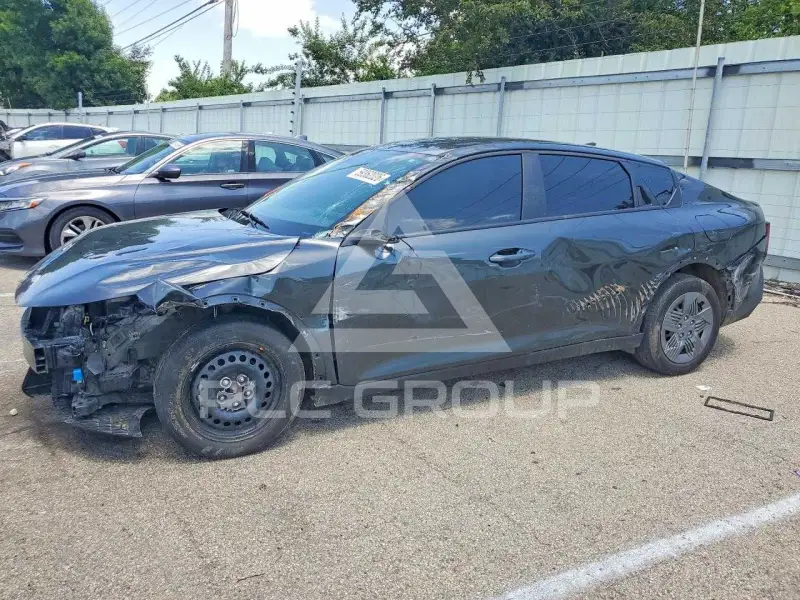 2025 KIA K4 фото