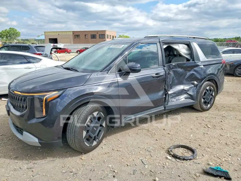 2025 KIA Carnival photo
