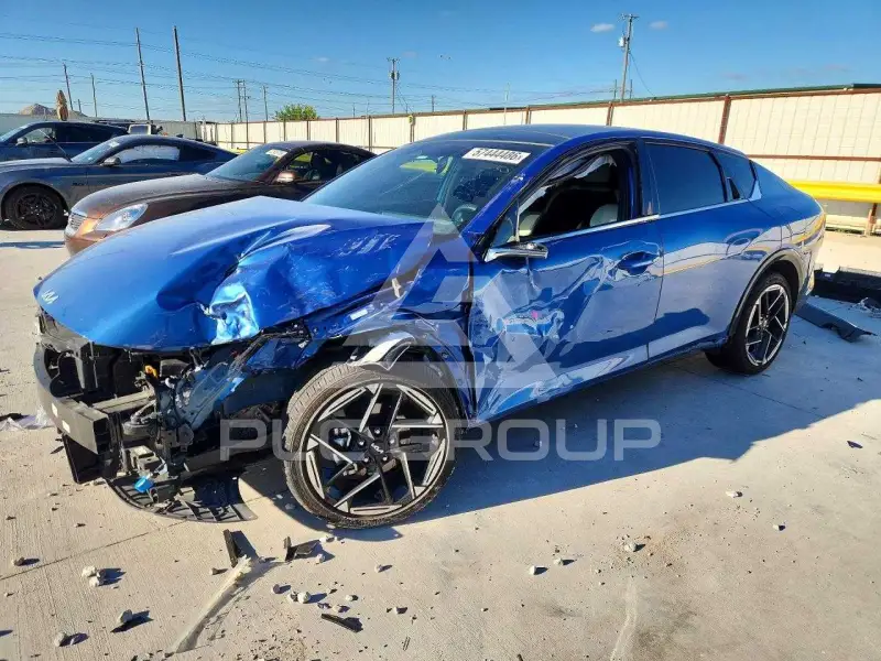 2025 KIA K4 фото