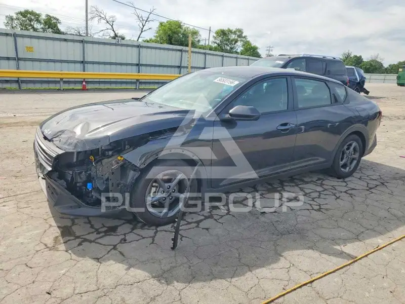 2025 KIA  photo