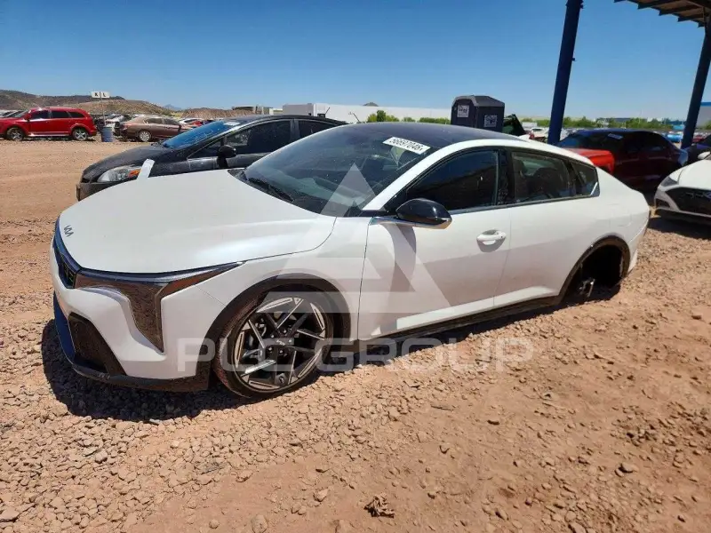 2025 KIA  фото