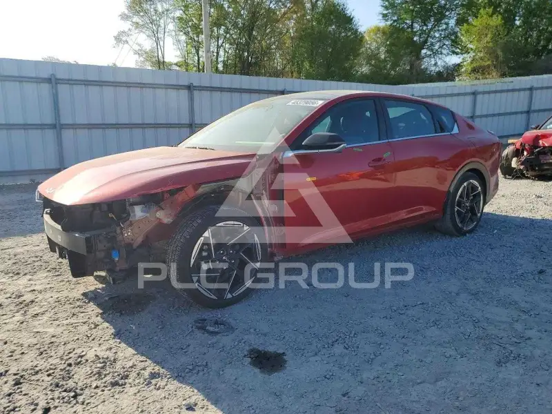 2025 KIA  фото