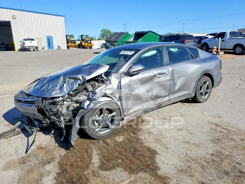 2025 KIA  photo