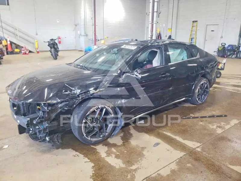 2025 KIA  фото