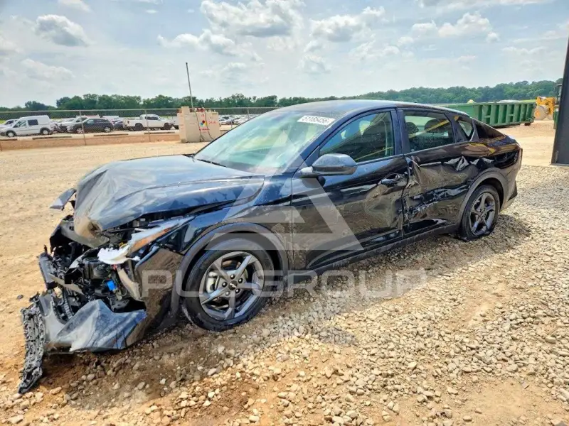 2025 KIA K4 фото