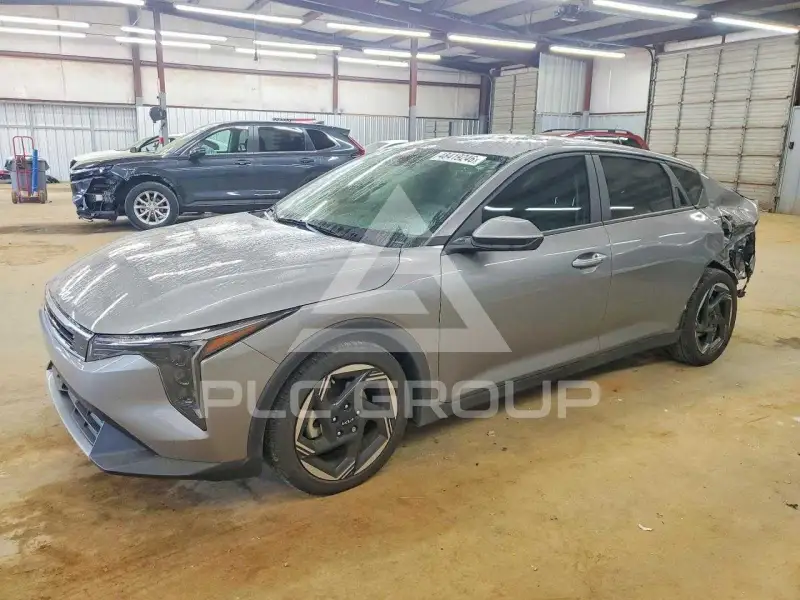 2025 KIA K4 фото