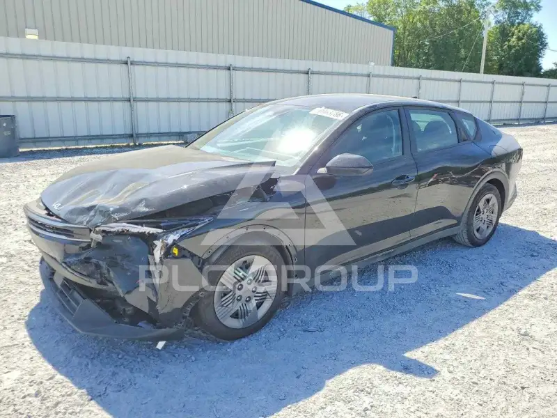 2025 KIA K4 фото