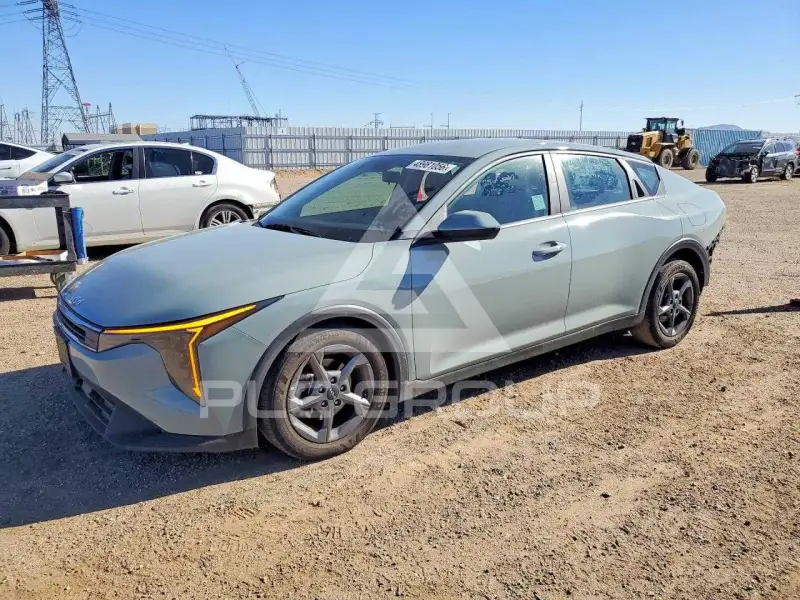 2025 KIA  фото