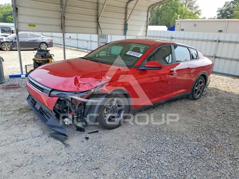 2025 KIA K4 фото