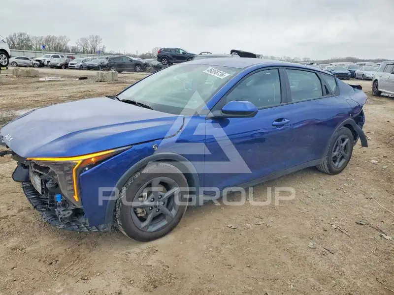 2025 KIA K4 фото