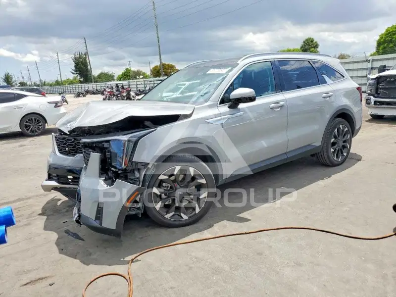 2025 KIA Sorento photo