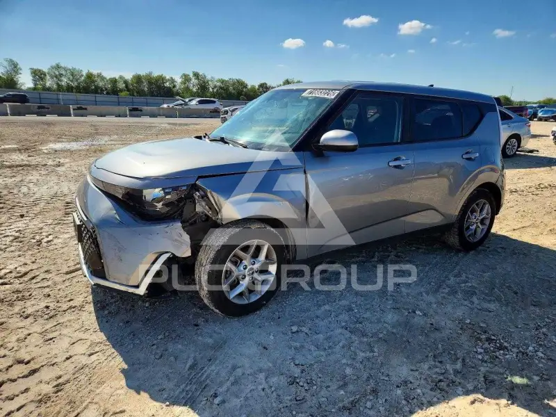 2025 KIA Soul фото