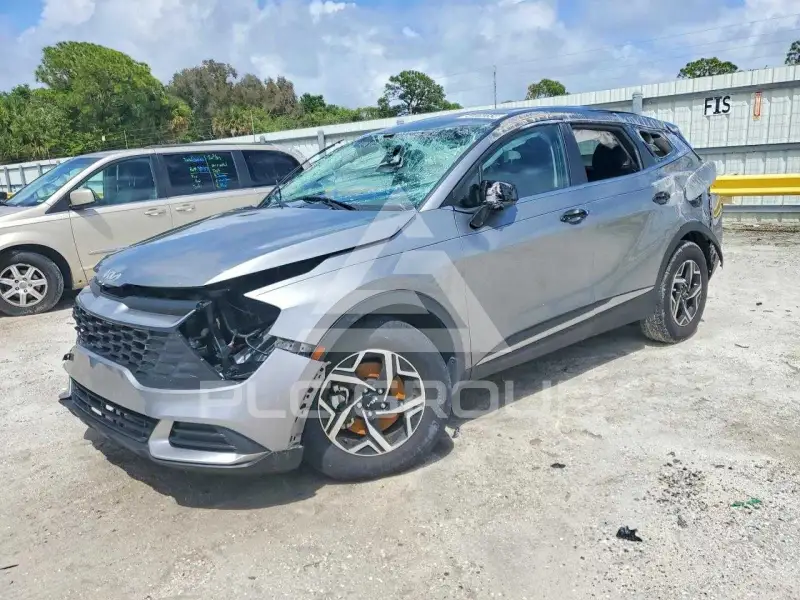 2025 KIA Sportage фото