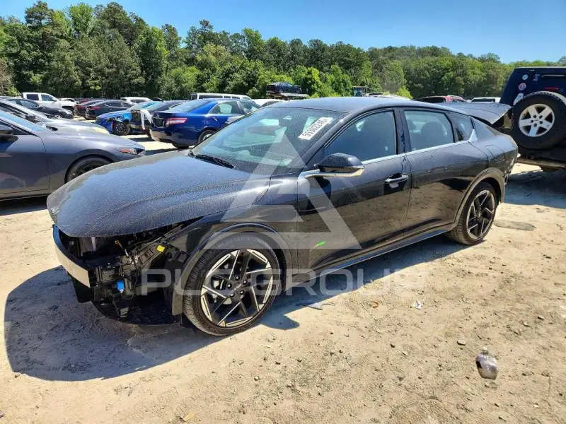 2025 KIA K4 фото