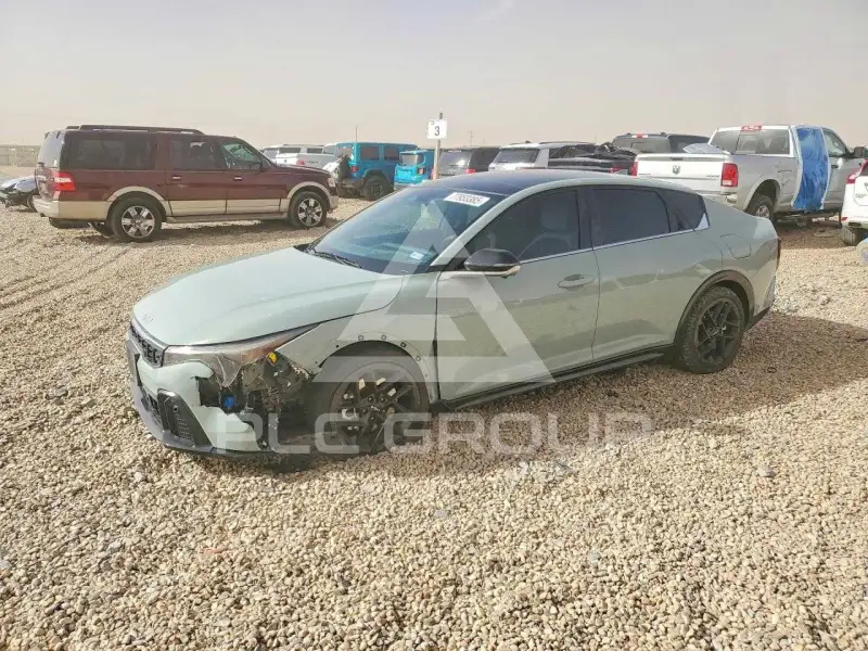2025 KIA K4 фото
