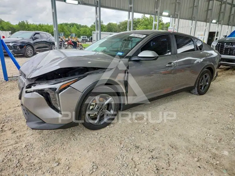 2025 KIA K4 фото