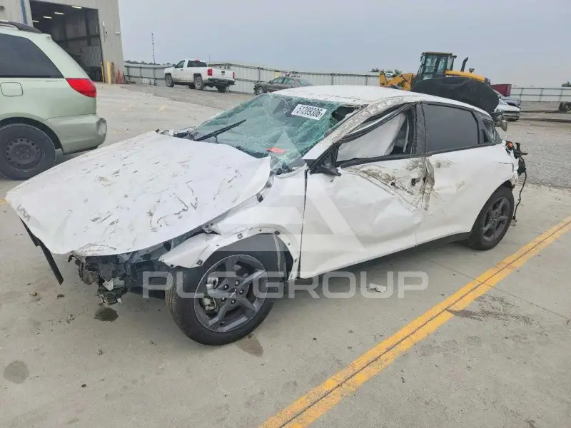 2025 KIA  фото