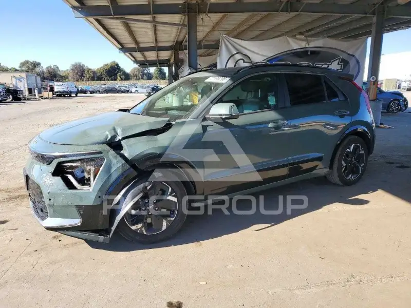 2025 KIA Niro фото