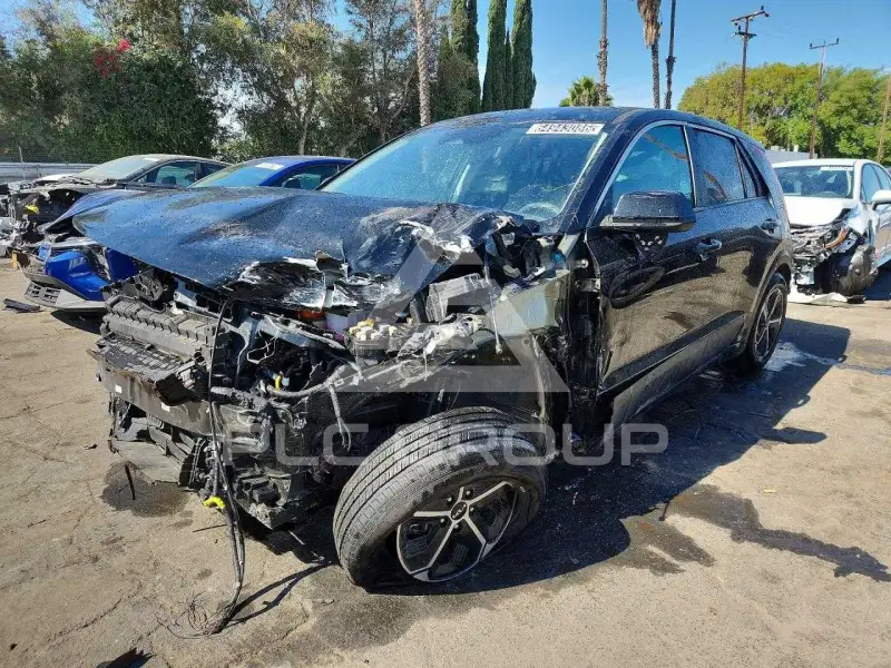 2025 KIA Niro фото