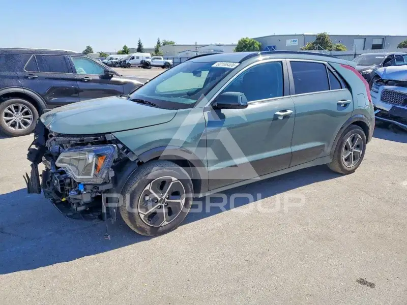 2025 KIA Niro фото