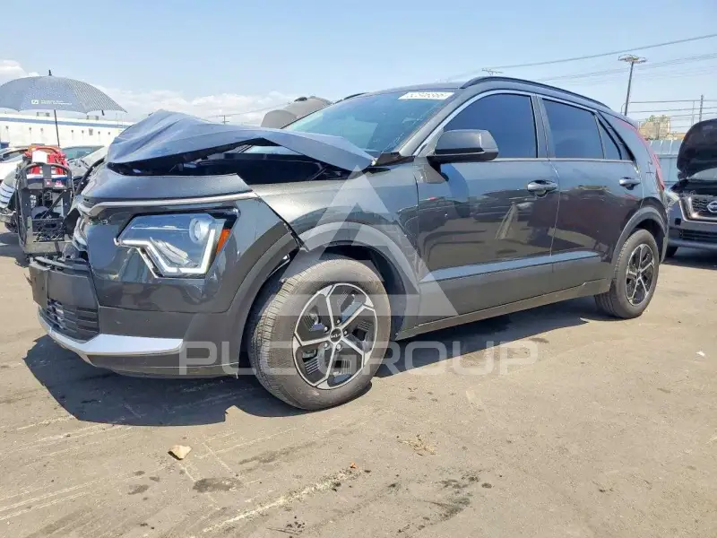 2025 KIA Niro фото