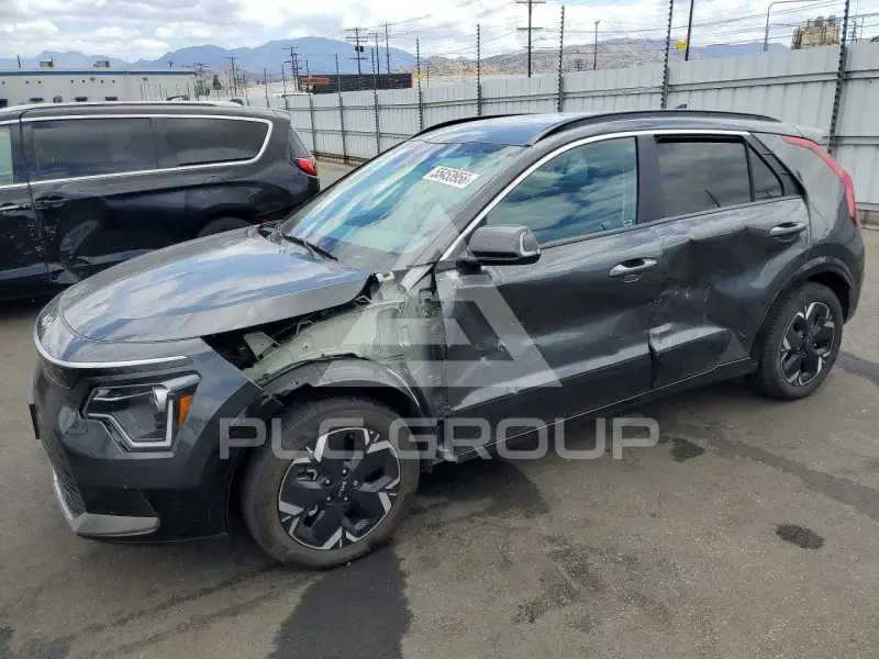 2025 KIA Niro фото