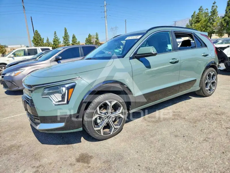 2025 KIA Niro фото
