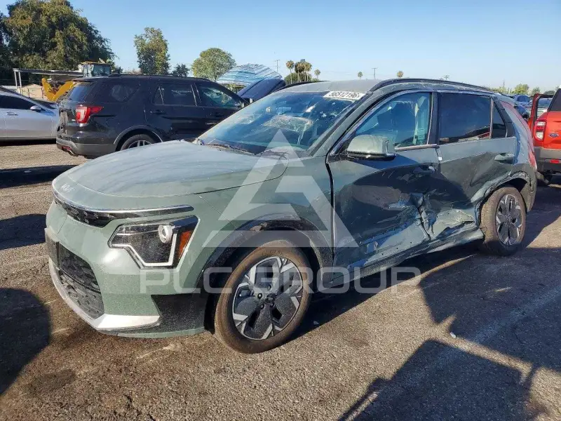 2025 KIA Niro фото