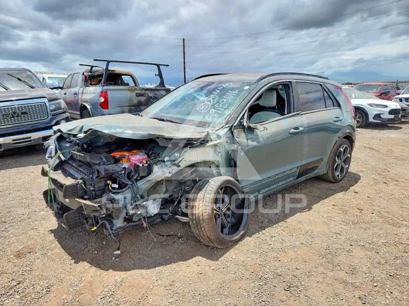 2025 KIA Niro фото