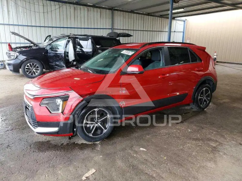 2025 KIA Niro photo