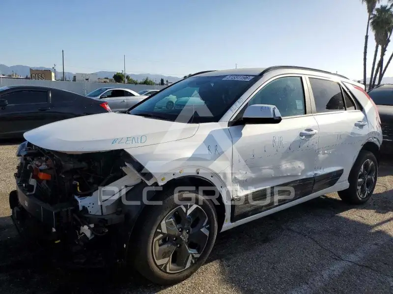 2025 KIA Niro фото