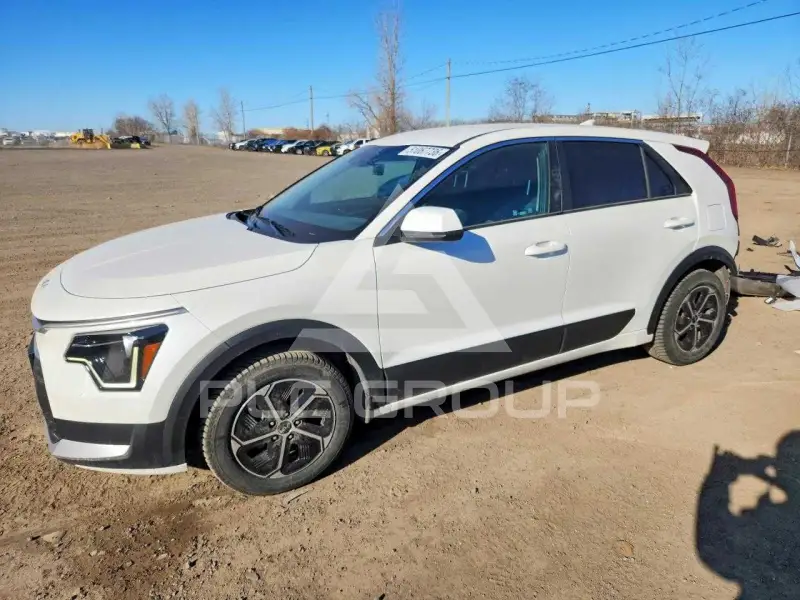 2025 KIA Niro фото