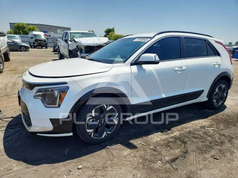 2025 KIA Niro фото