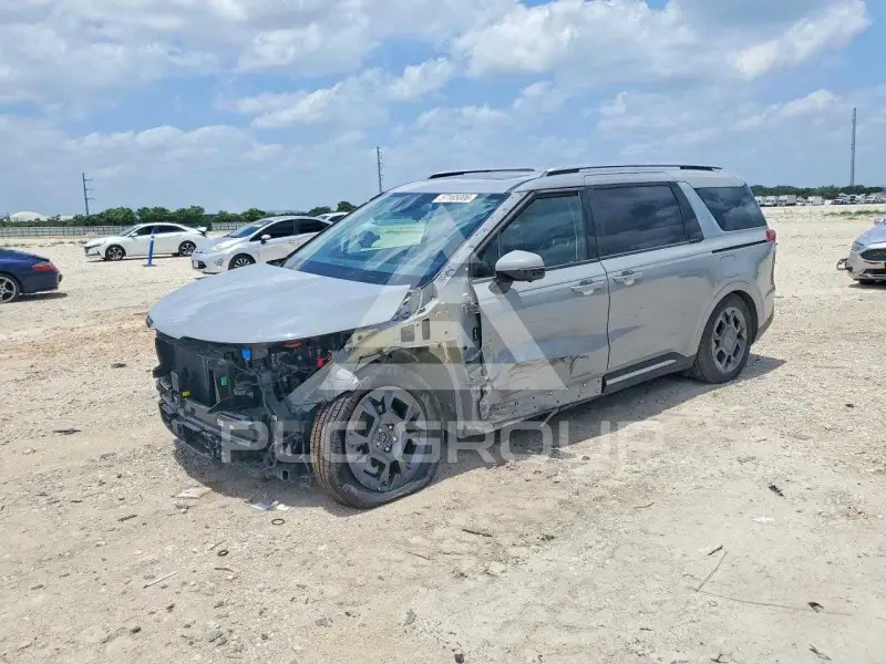 2025 KIA Carnival фото