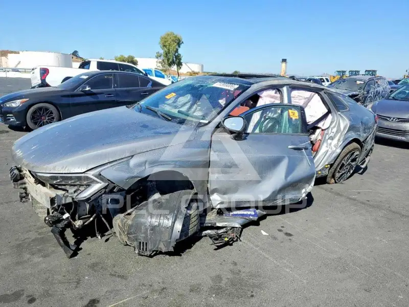 2025 KIA K5 photo