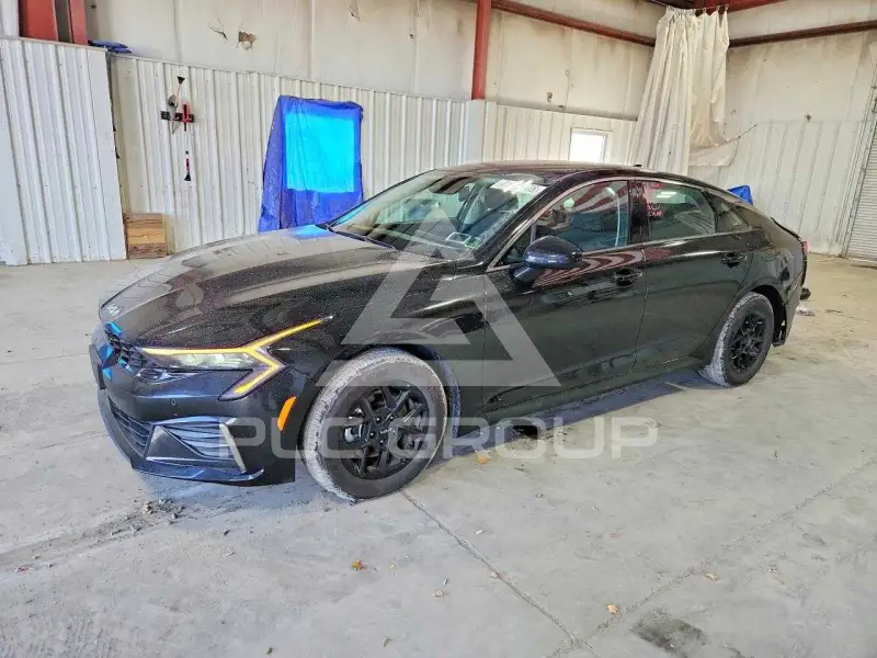 2025 KIA K5 photo