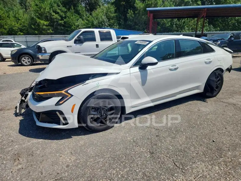 2025 KIA K5 фото