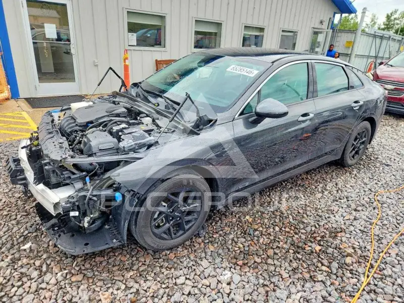 2025 KIA K5 photo