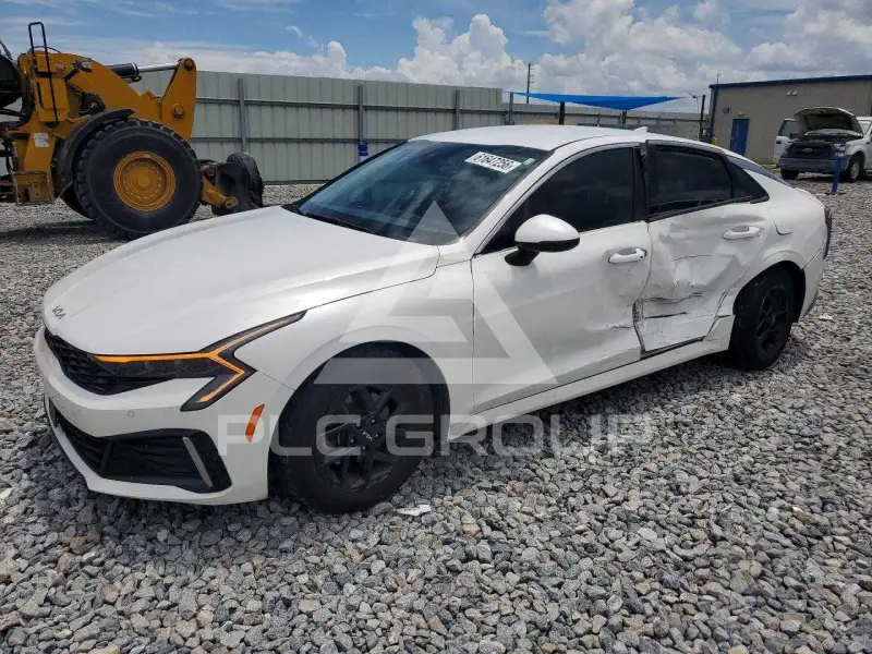 2025 KIA K5 photo