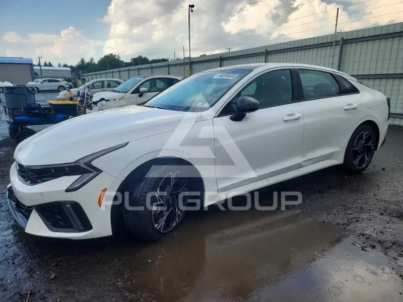 2025 KIA K5 photo