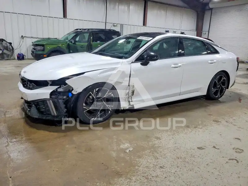 2025 KIA K5 фото