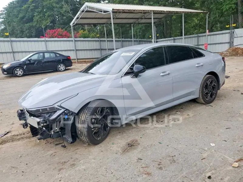 2025 KIA K5 фото