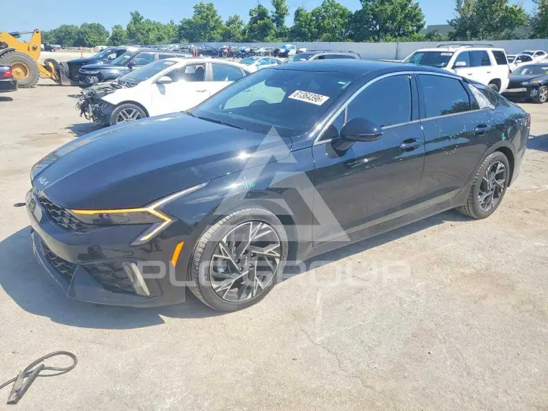 2025 KIA K5 photo