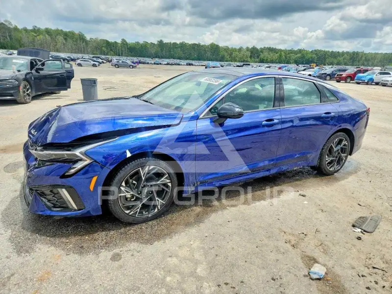 2025 KIA K5 фото