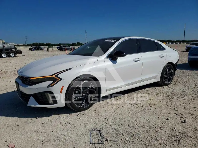 2025 KIA K5 photo