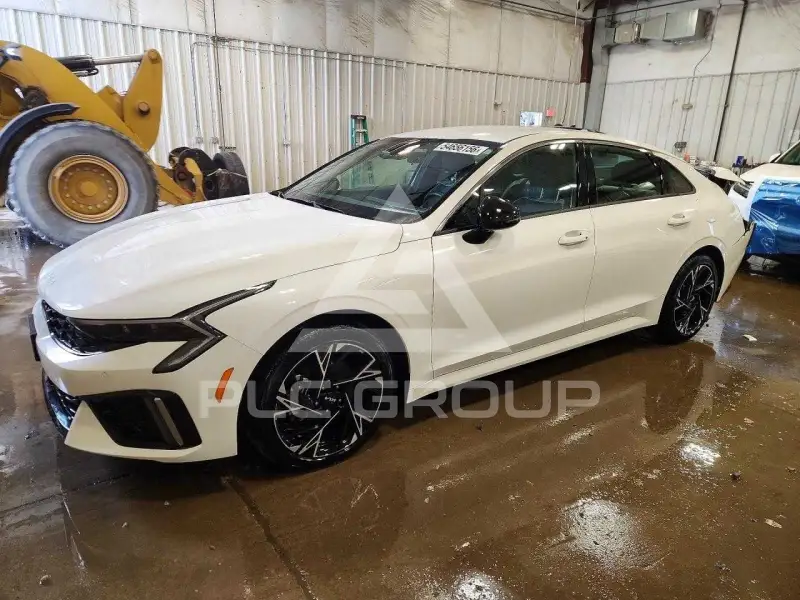 2025 KIA K5 фото